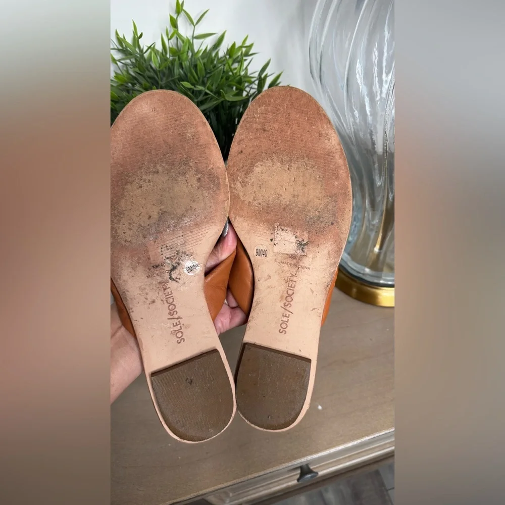 Sole Society Women's Brown Slide Sandals